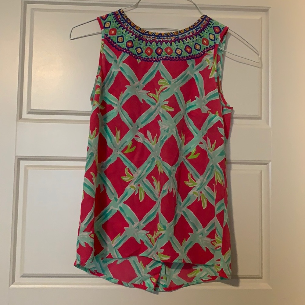 Lilly Pulitzer sleeveless blouse.